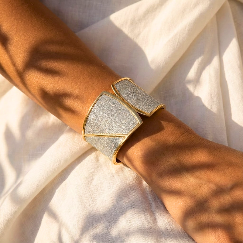 Aura Wave Bracelet