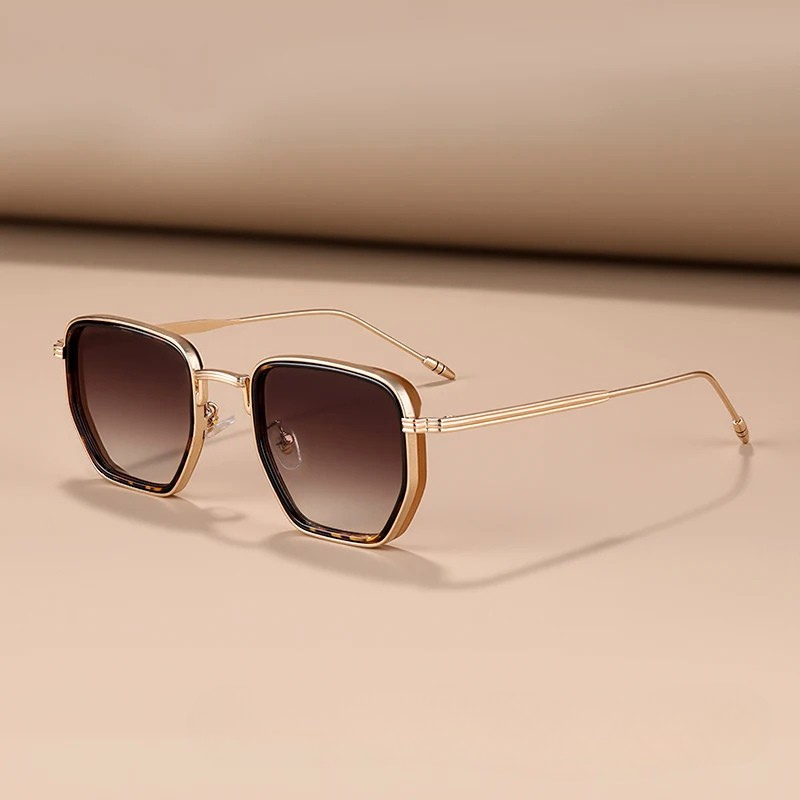 DeMunn Classic Shades