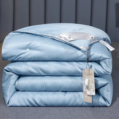 Moonlight Mulberry Silk Comforter