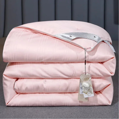 Moonlight Mulberry Silk Comforter