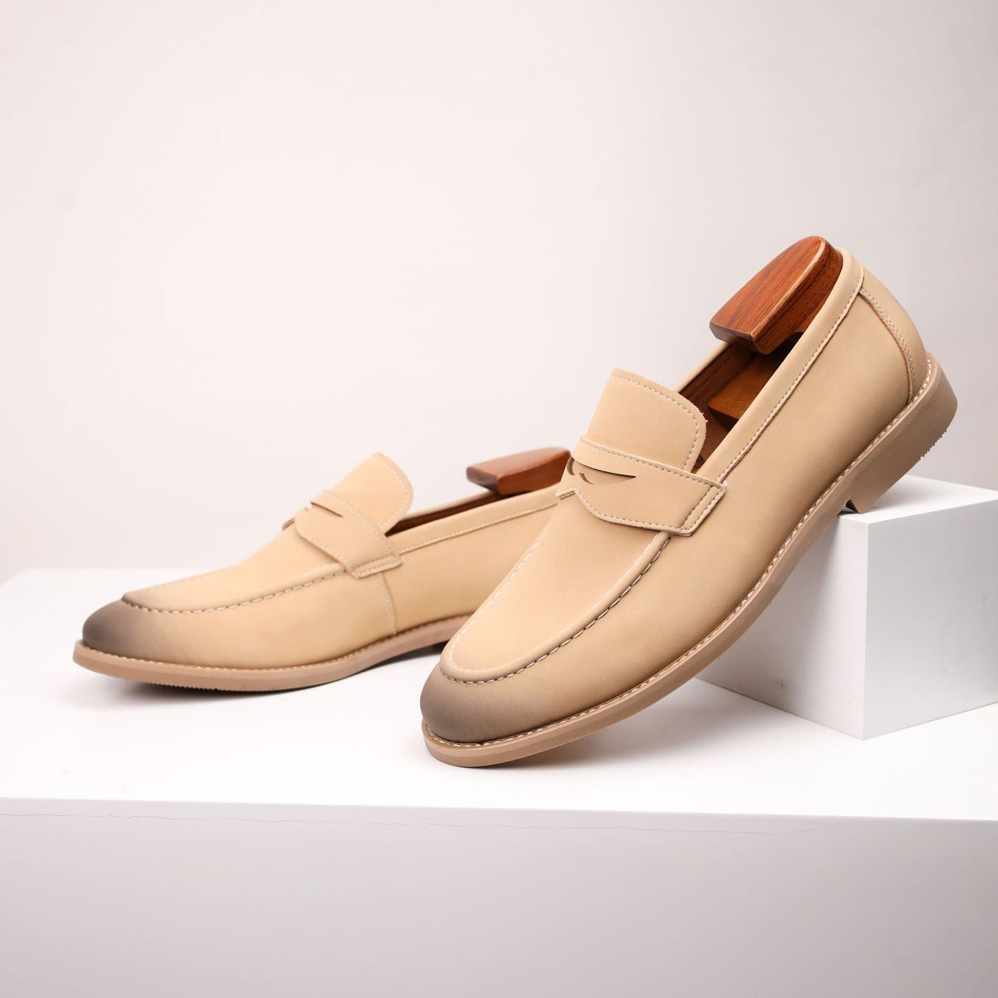 Riva Casual Cowhide Loafers