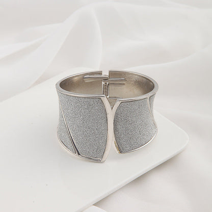 Aura Wave Bracelet