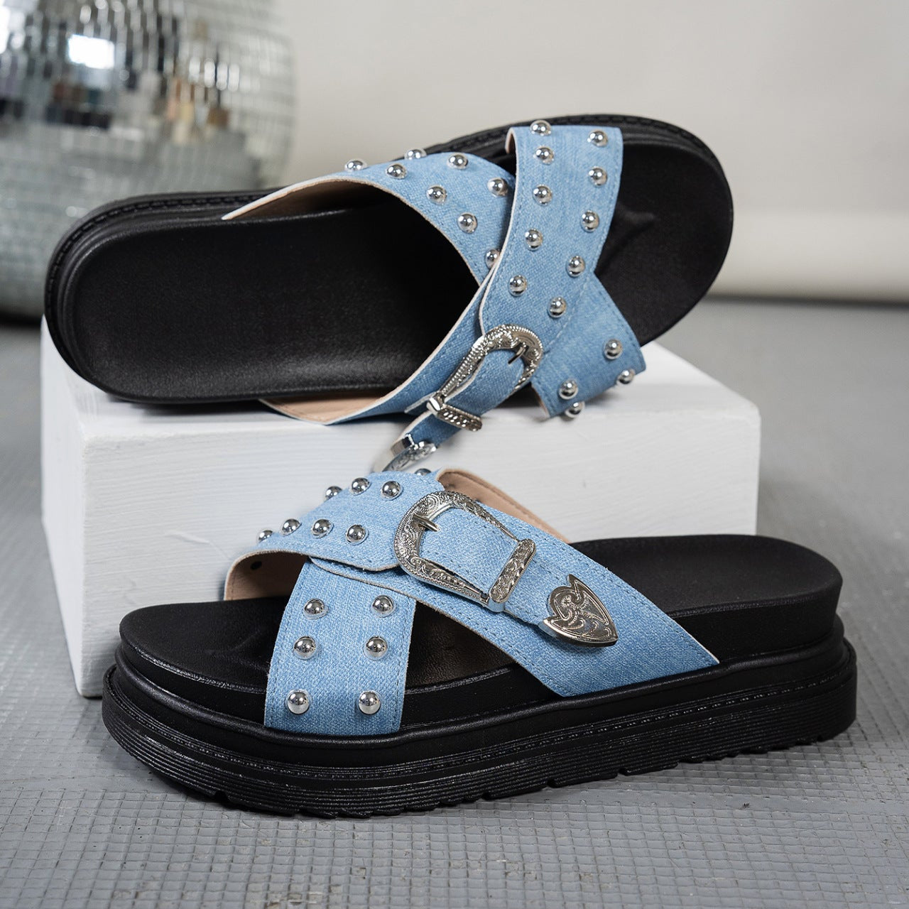 Cindy Buckle Sandals