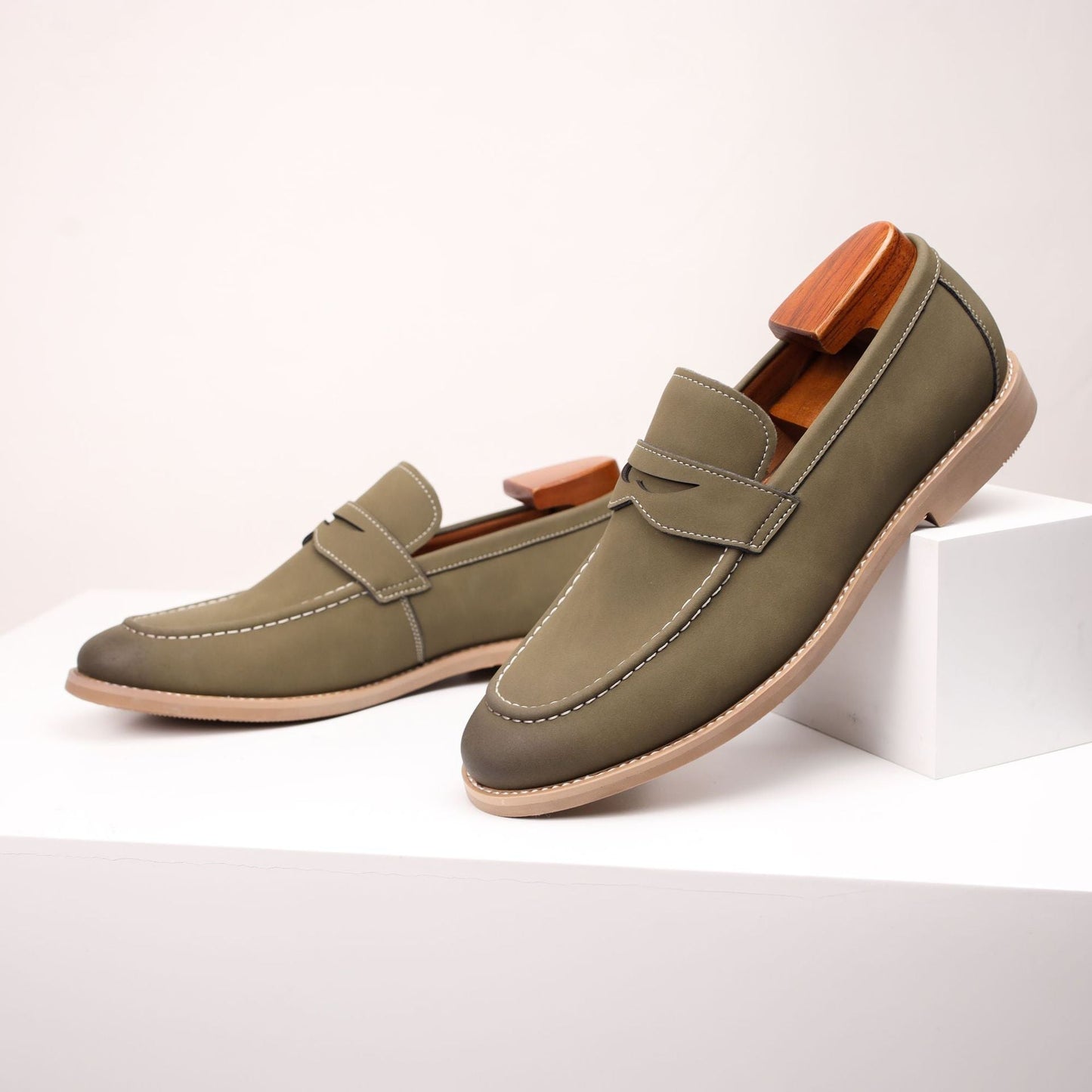 Riva Casual Cowhide Loafers