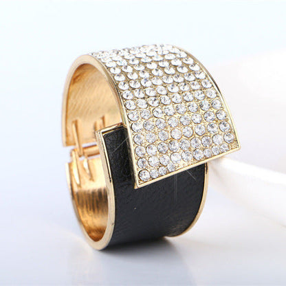 Aura Diamond Wave Bracelet