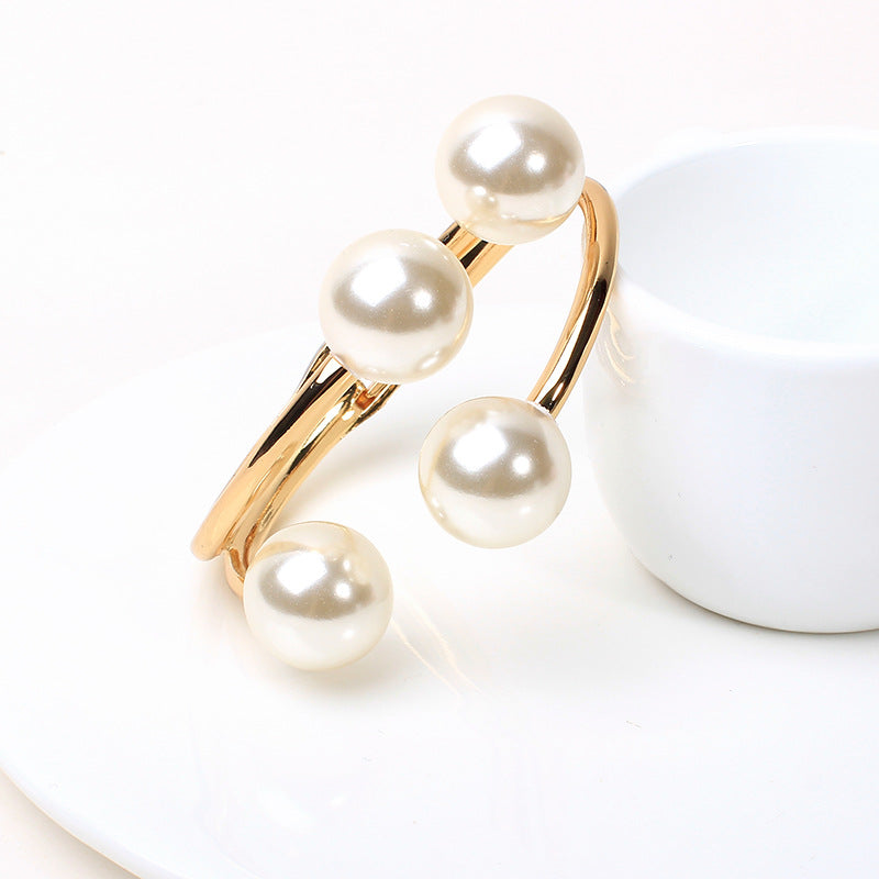 Aura Double Pearl Bangle