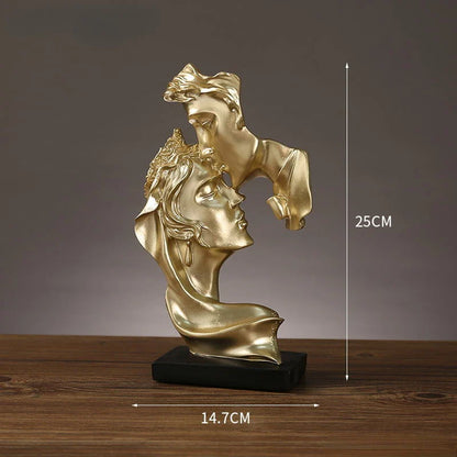 Imperial Kiss Statue