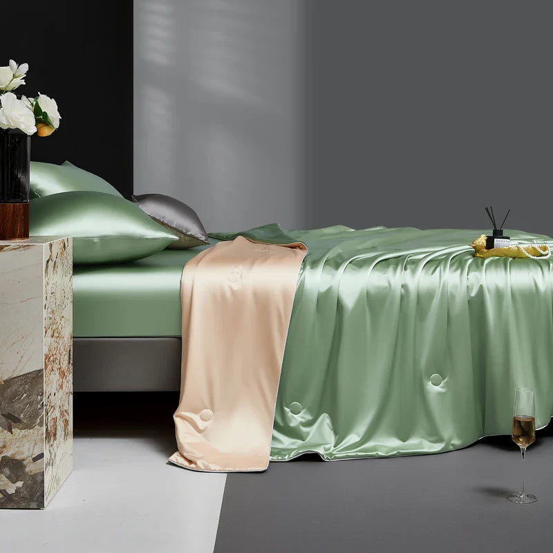 Romanart Mulberry Silk Comforter