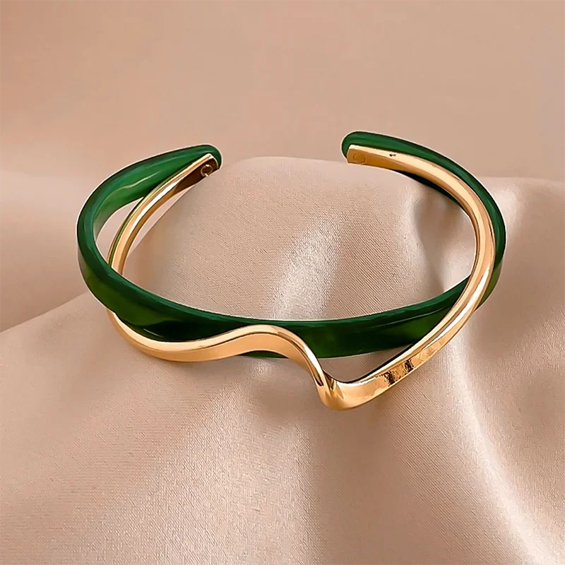 Precious Wave Bracelet
