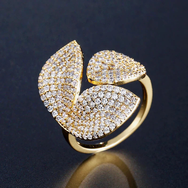 Leafs Ring