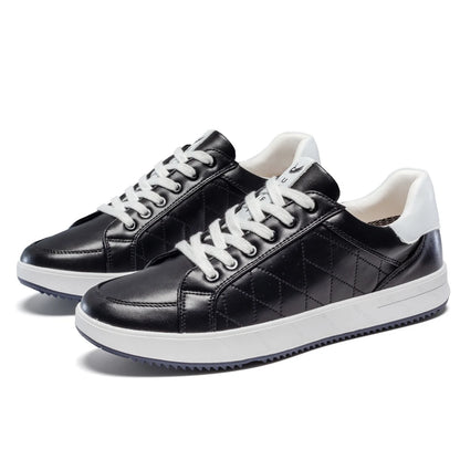 Double-Waggle Golf Shoes