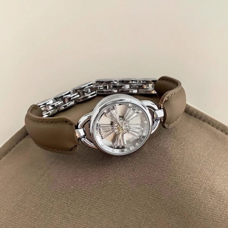 Lilly Watch